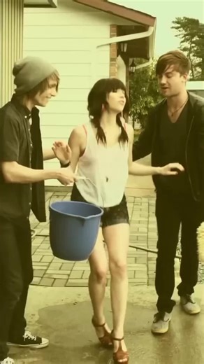 Carly Rae Jepsen - Call Me Maybe #carlyraejepsen | Carly Rae Jepsen