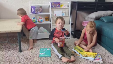 Kids Bookshelf and Toy Storage - Book Shelf for Kids Rooms, Toddler Bookshelf Baby Bookcase for Nursery, Montessori Toy Organizer, White