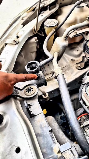 Radiator Reserve Tank Pipe line Connector Repairing ! #radiatorreservetank #radiator #mechanicfixa #mechaniclife | Mechanic Fixa
