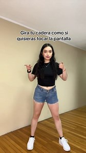 ✨ Descubre los mejores tips de baile para moverte con estilo, soltura y mucha confianza 💃🔥. Atrévete a practicar, diviértete y deja que la música te guíe 🎶. Cada paso cuenta, cada movimiento te acerca a brillar más en la pista. #TipsDeBaile #AprendeABailar #BailaConEstilo #DanceLife #BaileParaTodos #RitmoYPasión #ReelsVirales #fblifestyle #motivación #crecimientopersonal | Pasión por el Baile
