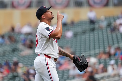 Reds Showing 'Strong Interest' In Shocking Trade For Star Pitchers