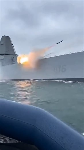 Black | Sector | Studios 💥 on Instagram: "Zumwalt-class destroyer firing #ai #military"
