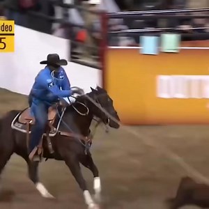 Congratulations to 3 of our CSI Elite Athletes for taking the win or splitting the win of the 1st round at the San Diego CA Rodeo! John Douch @johndouch01 split the win in the tie down roping Tyler Wade @tylerwadeteamroping split the round in the team roping Jesse Brown @jesse3brown WON the round in the steer wrestling! We wish all of the CSI Elite Athletes competing the best of luck tonight in the second round! 📸: @cowboychannel #csichamp #csipads #csisaddlepads #handmade #USA #horse #westernt