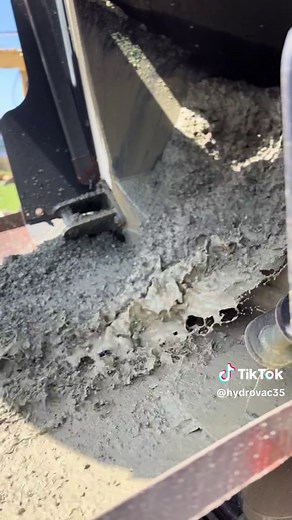 Dumping our load 😎 #hydrovac #follow #foryoupage #t