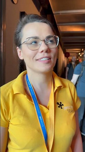 Happy GeeCON Organizers at GeeCON 2024 #java #shorts #airhacks #geecon