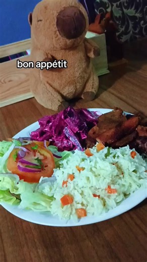 Videos de Roberto Pagoaga (@roberto.pagoaga) con “MONACO - Bad Bunny”