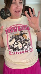 Western Graphic Tee 🤠 | Vintage Cowboy Shirt Outfit Try-On & Review