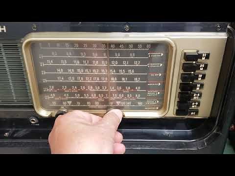Zenith Trans-Oceanic Wavemagnet Tube Radio A-600