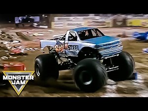 Freestyle Ragin Steel | World Finals 2001 | Monster Jam