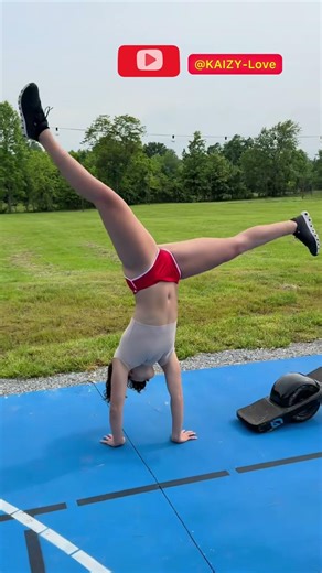 The smoothest exit you’ll ever see 😊 #smoothest #exercise #health #funny #balancefitness