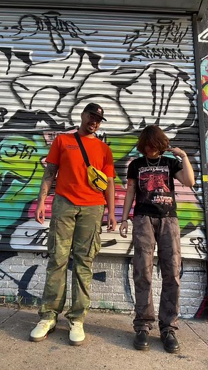 Literally asked this random man on the street of New York to do this wimme #lgbtq