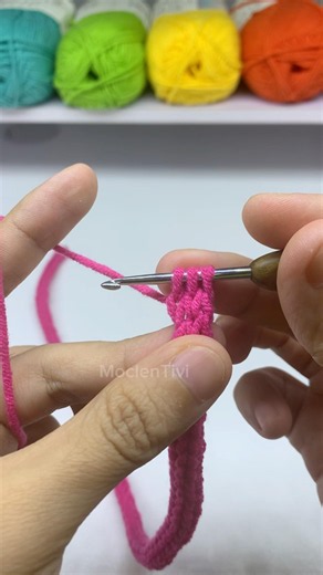 How to Tie a Bow on Amgurimi. Learn how to tie a cute bow for your crochet projects step by step 🎀