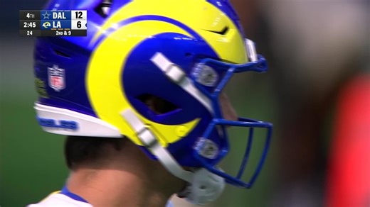 Jason Johnson goes untouched through gap for blitzing stack vs. Bennett