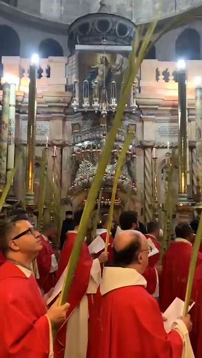 Palm Sunday's procession in the church of the Holy Sepulcher (the liturgical procession) #liturgy #jerusalem #catholic #palmsunday #holyweek2022 #holyweek #catholic #orthodox