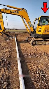 This JCB Move Broke the Internet! 🚜💥 | Interesting Things