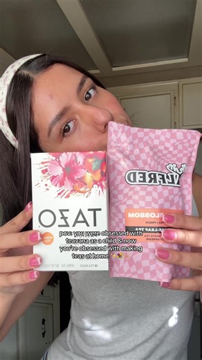 teavana baddies unite 💐💐🫶🏼🫶🏼 forever an iced tea lover @Alfred Coffee @hellotazotea #teavana #icedtea #2016vibes #beveragegirlies