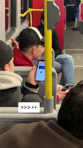 Er lebt in 2099 😳