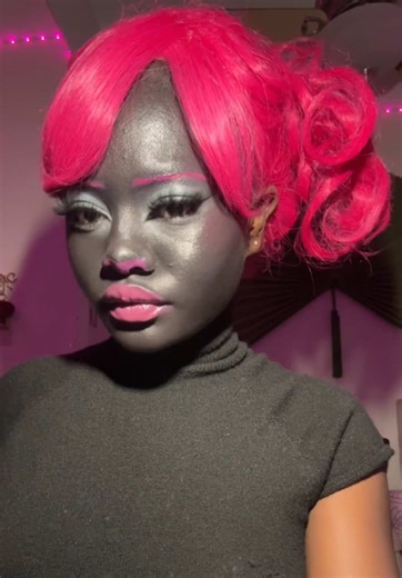 Catty Noir Makeup🩷🐈‍⬛🎤🪩 #fyp #makeup #monsterhigh #cattynoir #cosplay