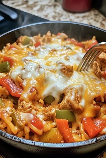 Sizzle meets cheese heaven 燎 This Queso Chicken Fajita Skillet brings juicy chicken, vibrant peppers, and creamy queso together for one irresistible meal!  .............. Full Recipe in Coʍmеոτ  | Grandma's recipes | Facebook