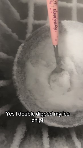 Yes, I double dipped my ice chip #iceasmr #humidifierfreezerfrost #freezerfrost #iceaddict #icyicecocobae #asmr #icecrunch #crunchyasmr #humidiferfrost #snow