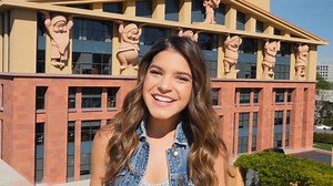 Heigh-ho! Heigh-ho! It’s off to the Walt Disney Company headquarters you go in this episode of the Oh My Disney Show. Watch here: di.sn/600185TRU | Disney