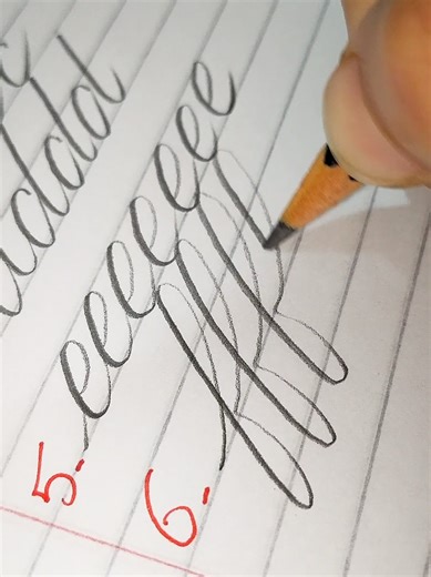 تعلم الخط الإنجليزي المتصل: تمارين عملية للكيرسيف