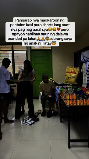Nong interview namin ng anak ni Tatay sabi nya wala syang pants puro shorta lang na pambahay ang pang skwela nya😭😥😥ngayon may dalawalng branded pants ka na langga😇masayang masaya na si Tatay natupad lahat ng gusto nya para sayo🙏🙏#highlights #highlight #highlighteveryone #highlightseveryonefollowers #hilightseveryonefollowers #highlightseveryonefollowers2025シ゚viralfbreelsfypシ゚viral #highlightseveryonefollowers2025highlightseveryonefollowers2025 #highlightseveryone #highlights2025 | MAAM BEE