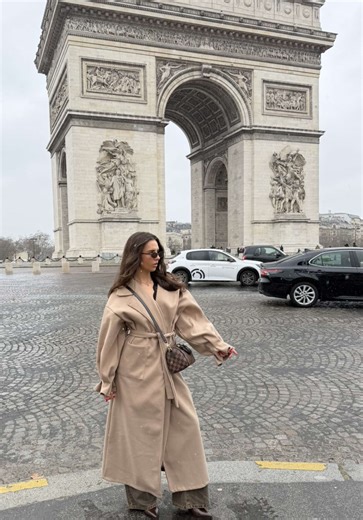 snowing in paris