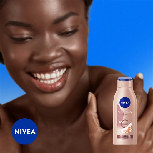Dreaming of smooth, even-toned skin? NIVEA Radiant & Beauty Even Glow, packed with 95% Vitamin C, pearl extract, turmeric, and SPF 15, nourishes, protects and evens out your skin in just 2 weeks! ​ Shop now on Jumia! | NIVEA