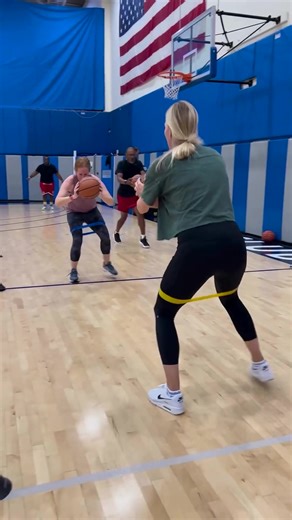 Want to try a new group exercise class this month? Check out our new class, Cardio Hoops! 🏀 This 50-minute workout is designed to be a fun and engaging way to improve your cardio endurance, strengthen your muscles, and develop your basketball game - great for players of all skill levels! ⁠ ⁠ Find a class near you at bayclubhappy.co/classes 📸⁠: @dylbball | The Bay Club