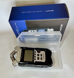 Zoom H4N Pro recorder prenosni snemalnik