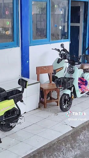 Mak Rapak? (@mak.rapak)’s videos with suara asli - Fauzana