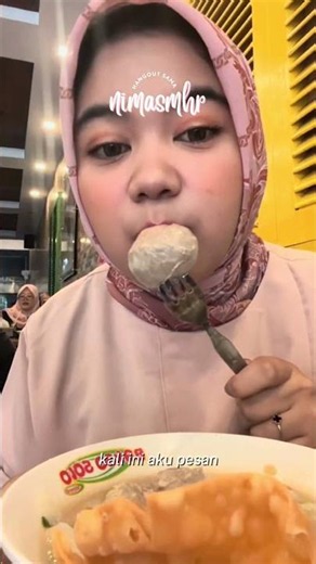 KULINER SURABAYA BAKSO SOLO SAMRAT