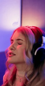 Creative Singing Woman Headphones Recording Artist Stock Footage Video (100% Royalty-free) 3673362145 | Shutterstock