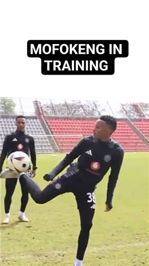 MOFOKENG IN TRAINING pt 4,#mofokeng #football #soccer #psl #orlandopirates #mbokazi #mbule