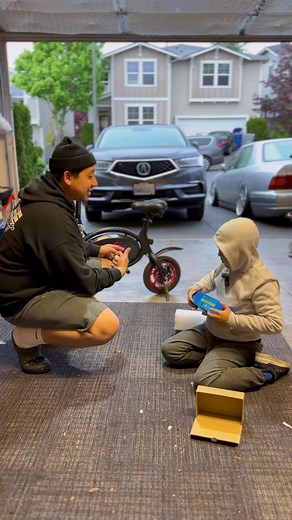 Installing a 48 Volt Battery on a Jetson Electric Bike with Kai