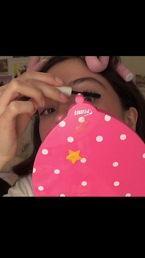 Makeup Tutorial for Glamorous Looks