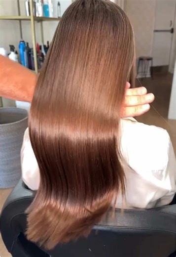 Achieve Shiny Hair with the Dream Coat Blowout