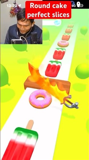 Round cake cutting video.Gol cutting perfect slices Asian gamer