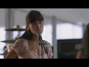 Wayne's World - Cassandra Band