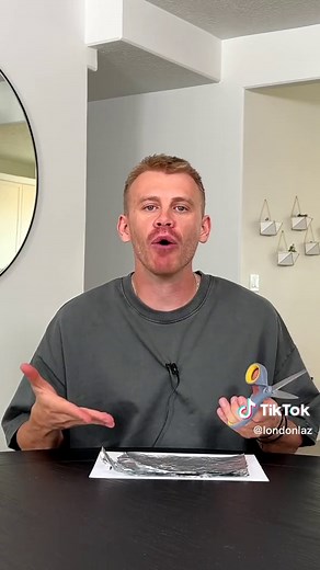 How to Sharpen Scissors with Foil - Easy DIY Trick