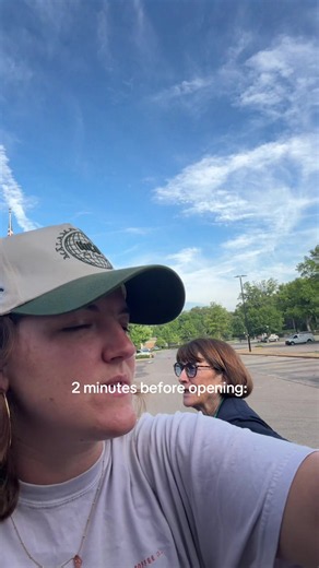 2 Minutes Before Opening: Quick Coffee Order Guide