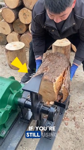 Today News IND on Instagram: "The Quickest Hydraulic Wood Splitter for Log Splitting The quickest hydraulic wood splitter for log splitting delivers unmatched power and speed, making firewood preparation easier and more efficient. Ideal for homeowners, farmers, and professionals, it handles tough logs with minimal effort. This high-performance tool fits top CPC niches like power tools, home improvement, outdoor equipment, and productivity-boosting machinery. Credits: masterwoodworkart /IG, Fakta