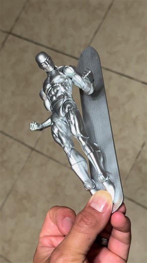 The Smoothest Posing Figure: Silver Surfer Action Figure