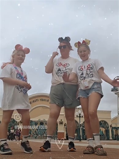 Sarah Todd on TikTok