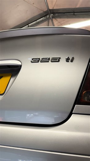 Kiss Motorworks on Instagram: "🔧 E46 325ti Compact – M3 Running Gear, Big Brakes & Drivetrain Upgrade This 2002 BMW E46 325ti Compact has had a serious transformation over the last two years. Last year, we installed a fully refurbished E46 M3 front and rear axle assembly, combined with 6-pot Brembo front brakes and CSL discs — turning a Compact into something far more capable than BMW ever intended. This year, it was time for the drivetrain. We fitted a fully refurbished ZF differential with ou