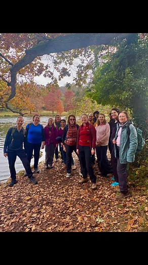 🍁 🌞 Super Sunday vibes with GO London Hiking! 🌳 Happy hikers, happy smiles all around on our Winter Hill & Wind in the Willows adventure! 🥾✨ We followed the Thames Path from Maidenhead to the storybook village of Cookham, climbing through golden woodlands to Winter Hill for breathtaking views over the river. 🍂💛 A day filled with autumn colours, great company, and cosy pub vibes to wrap it all up — the perfect Sunday escape from the city! 🍻 Don’t miss the next one — join our hikes, meet ne