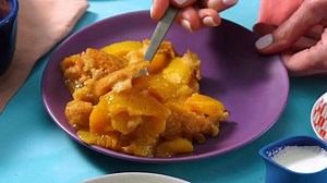 How to Make Vegan Peach Cobbler