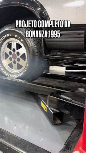 Bonanza 1995 Deluxe no projeto completo com escapamento gringo da linha RNC // 870. 🔥 Da retirada do escape original até a instalação final, cada etapa foi feita para dar presença de verdade a essa clássica. Escapamento em inox, acabamento no padrão Landi e aquela pegada que combina com uma Bonanza Deluxe: bruta, antiga e cheia de identidade. . . . . . . #landiturbina #bonanza #bonanzadeluxe #rnc870 #escapamentogringo