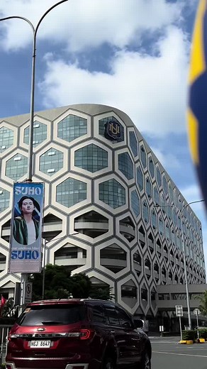 Exploring National University MOA: Campus Life and Reviews